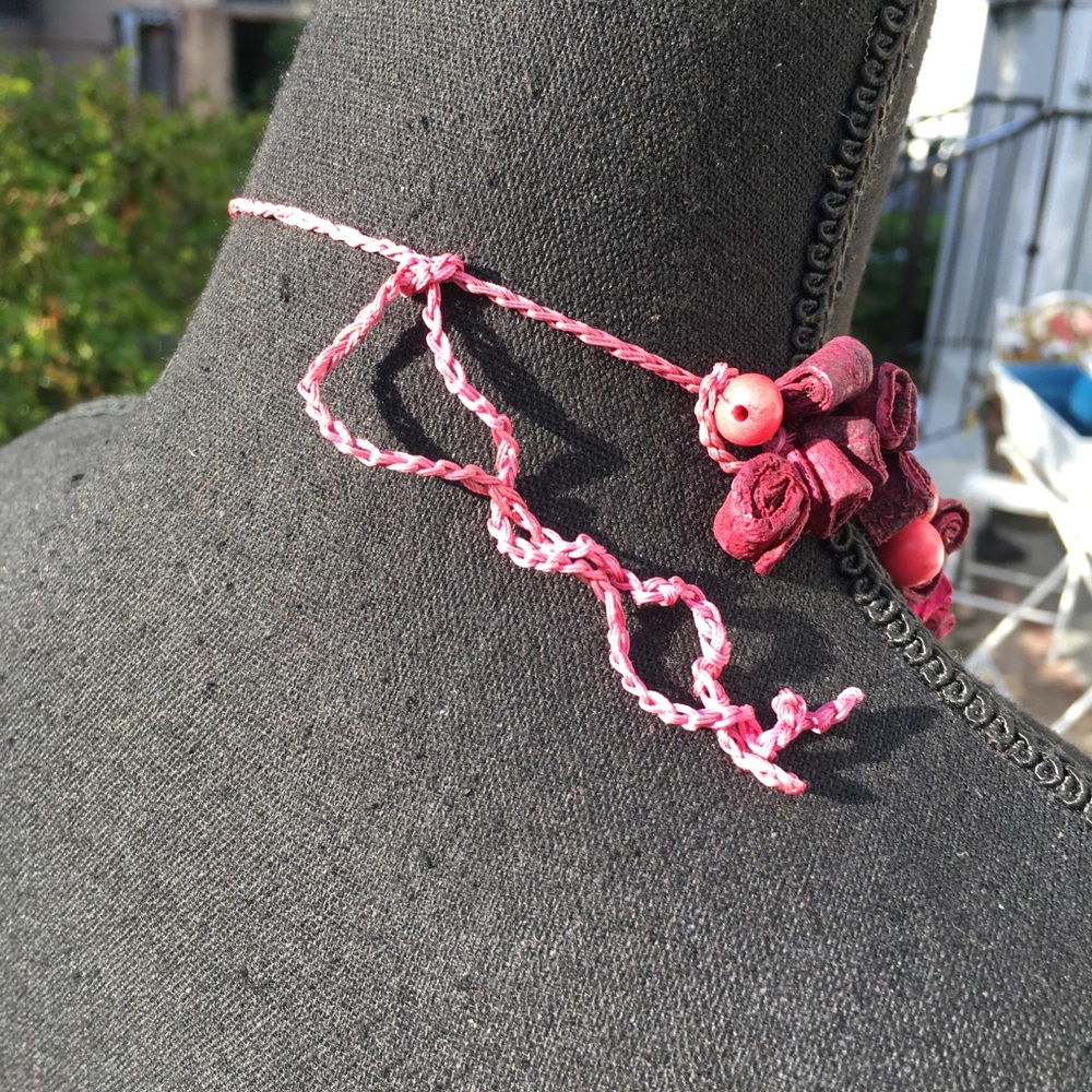 💯 authentic Rose 🥀 necklace & earring set - Picture 6 of 12